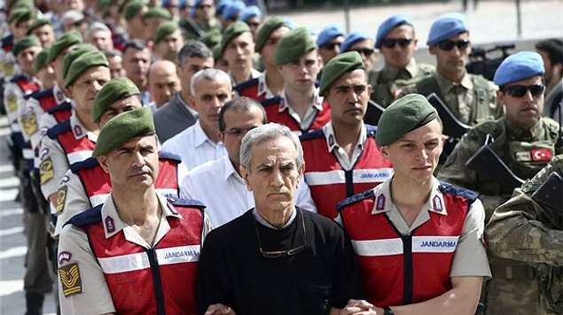 Tutuklu sayısının 50 binden fazla olduğu belirtiliyor.