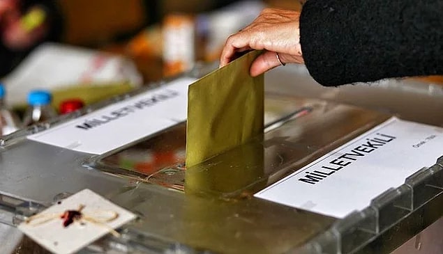 7. Referandum ve seçimler.