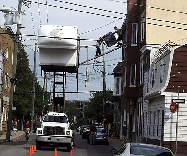 33. Что здесь происходит?