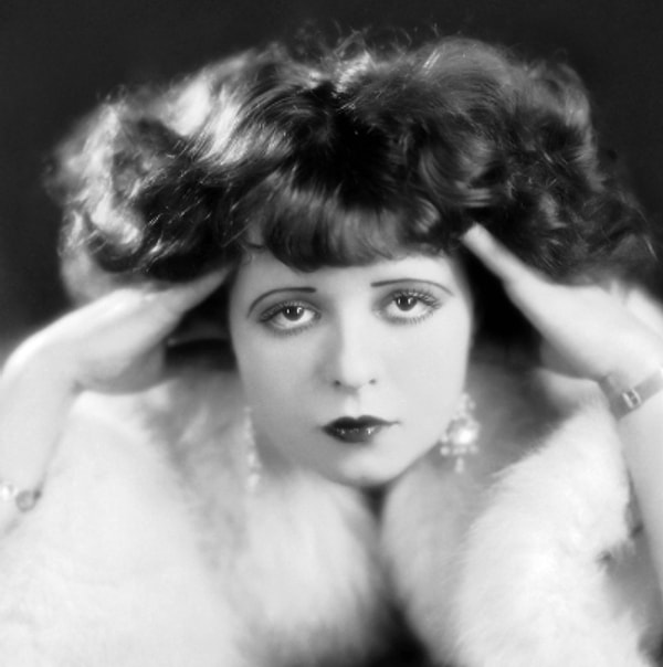 Вы Клара Боу!