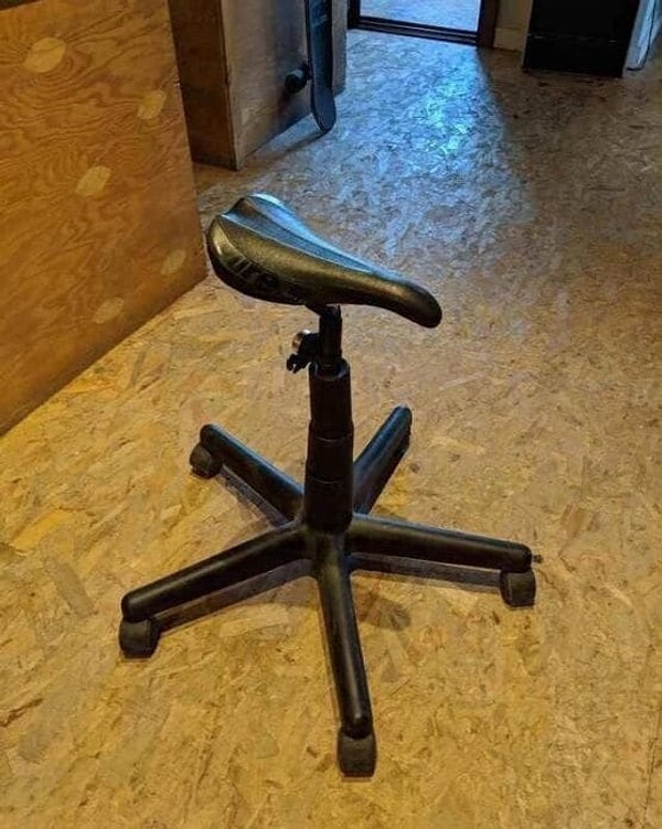 5. Владелец этого чуда техники говорит, что оно помогает ему фокусироваться исключительно на работе