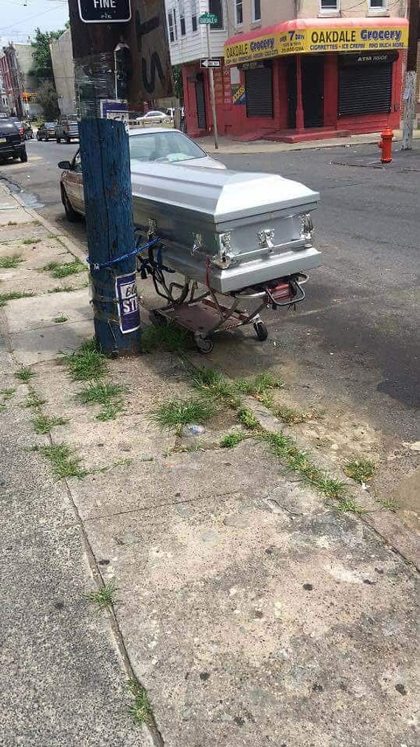 10. Вот признайтесь честно, вы бы стали это красть?