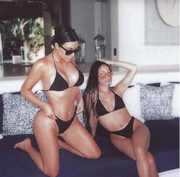 Bu fotoğraftan da anlaşılacağı üzere Kardashian ve Jenner kardeşler bu pozun tutkunları...