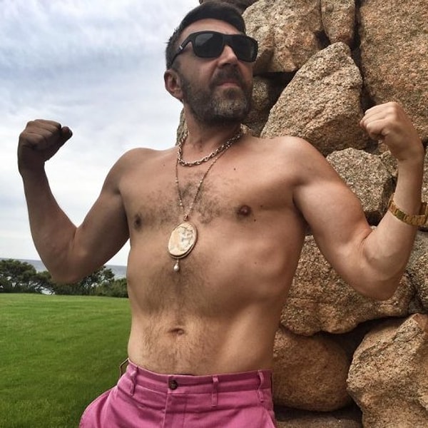 Но если Шнуров все же станет новым холостяком? Будете смотреть? Пишите свое мнение в комментариях ниже 👇