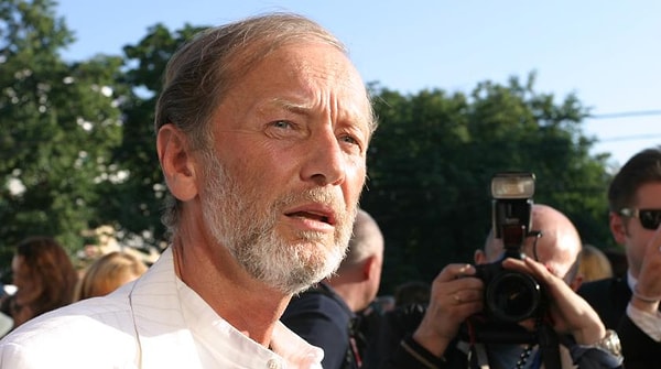 7. В каком из этих фильмов снялся Задорнов?