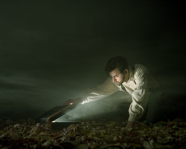 12. "Наблюдая за иной жизнью"