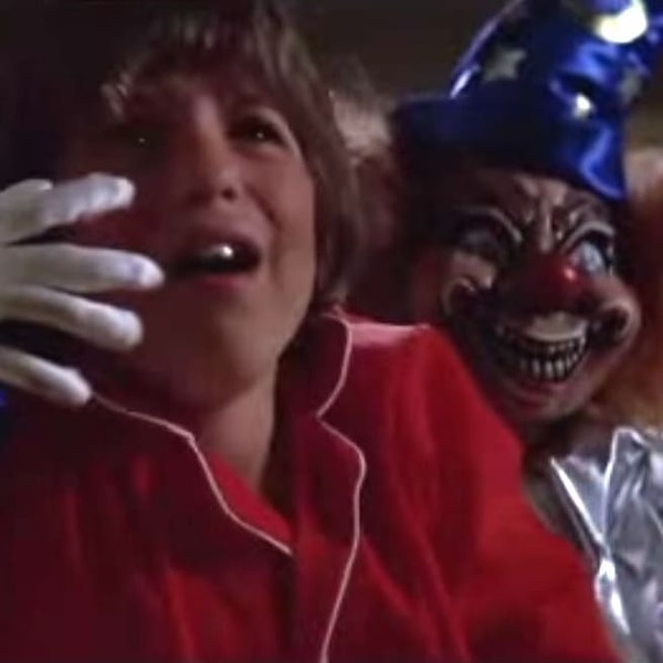 6. Во время съемок фильма «Полтергейст» Робби и правда чуть не задохнулся в сцене с куклой-клоуном. Спилберг понял, что происходит, только когда мальчик стал фиолетового цвета.