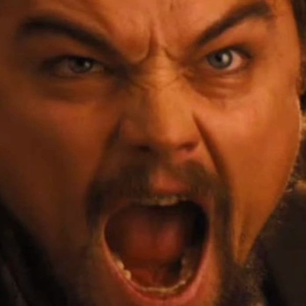 8. В «Джанго освобожденный» Лео Ди Каприо действительно случайно раздавил стакан в сцене с припадком ярости, а его рука начала кровоточить. Тарантино решил оставить момент в фильме.