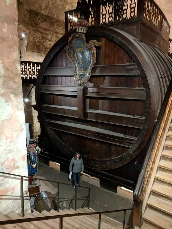 3. Винная бочка 1751 года... 🍷