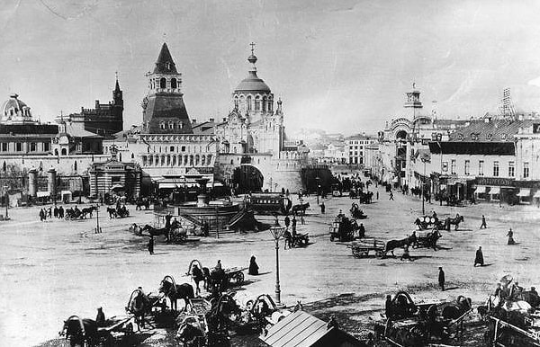 9. Знакомые стены?