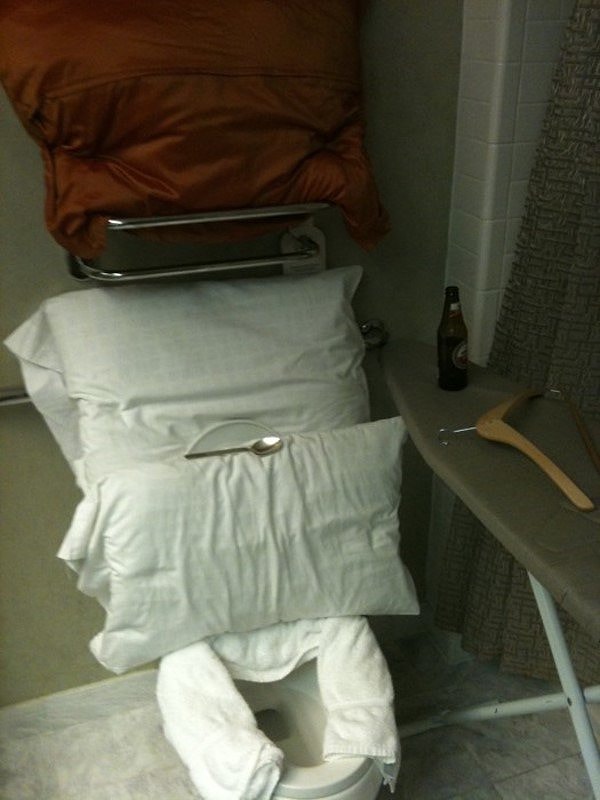 11. Многофункциональность этого унитаза просто зашкаливает!