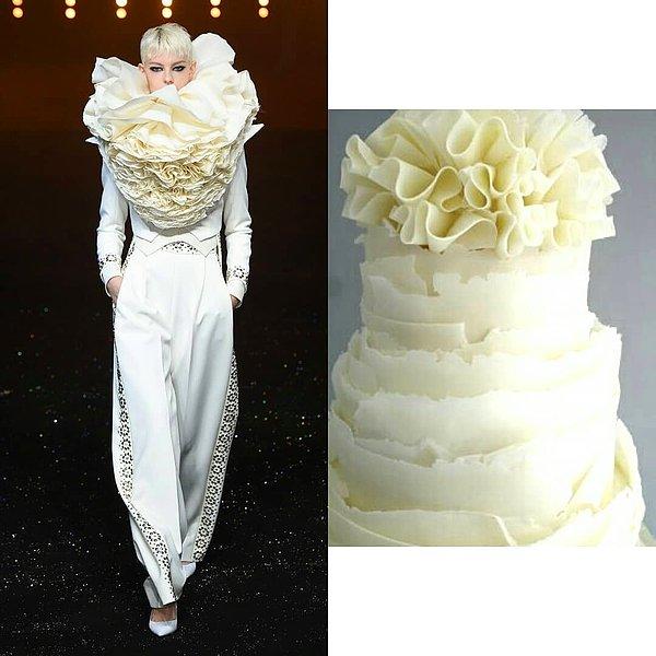 1. Victor&Rolf'un bu yeni tasarımı kesinlikle düğün pastasından ilham almış olmalı.