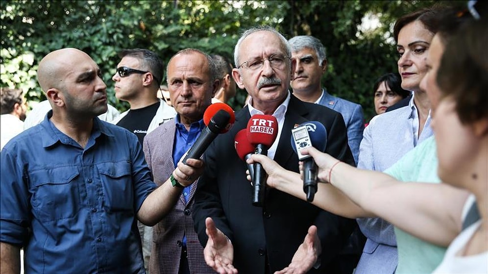 Kılıçdaroğlu'nun 'Birileri Koltuk Derdinde' Sözlerine Tepkiler Sürüyor: 'Tam da Bu Nedenle Değişim İstiyoruz'