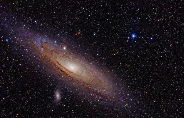 10. Галактика, ближайшая к нашей, называется ...