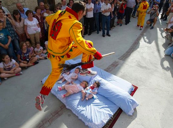 1. Прыжки через новорождённых