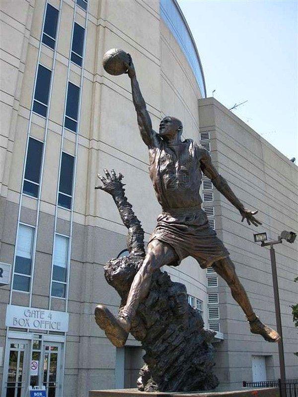 32. Michael Jordan - Chicago, Illinois