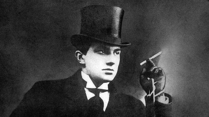 Послушайте! Нате! Или лучшие цитаты из стихотворений Владимира Маяковского, со дня рождения которого прошло 125 лет