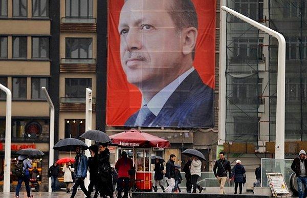 Cumhurbaşkanı Erdoğan'ın bugüne kadar basına yansıyan davalar itibariyle 418 bin TL'lik tazminat davasını kazandığı görülüyor.