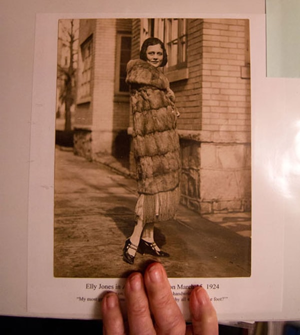 Пока дочь писала о папе книгу, внук поэта, юрист Роджер Томпсон, периодически (хотя и очень редко) приезжал в Россию.