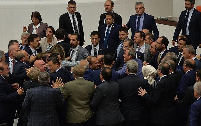Meclis'te Gerilim: Ahmet Şık'ın Konuşması Kesildi, AKP Milletvekilleri Kürsüye Yürüdü