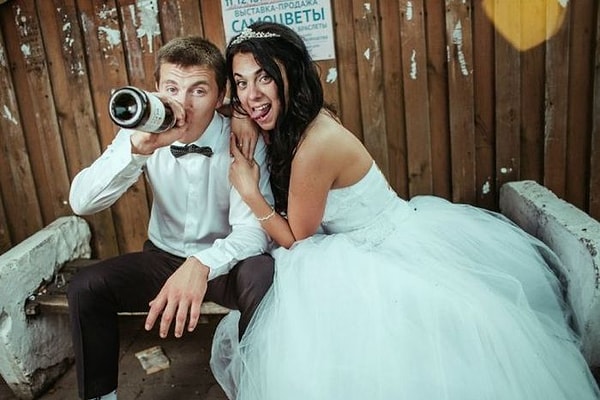 16. На случай, если вам надоели ванильные и романтичные фотосессии...