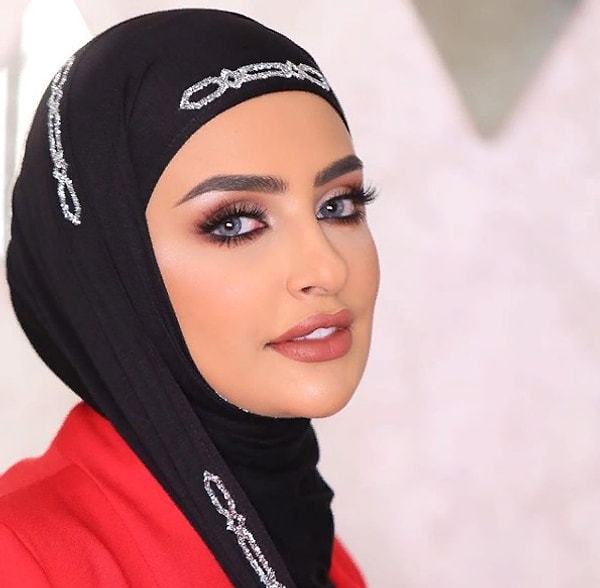 4. После скандала из-за видео Сондос аль-Каттан удалила его и написала: