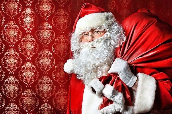 5. Кто из святых, бывший архиепископом Мир Ликийских, стал прообразом Санта-Клауса?