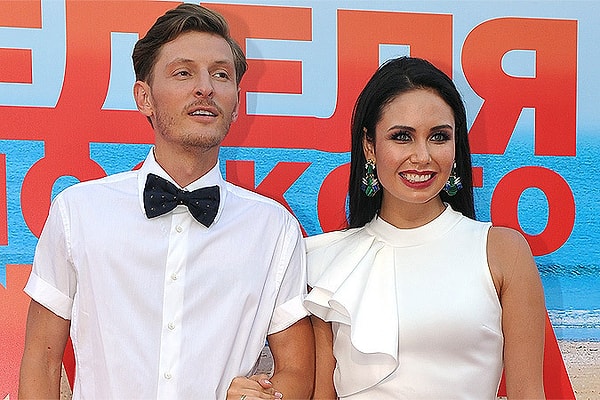 7. Что насчет Павла Воли и Ляйсан Утяшевой? Как давно они являются мужем и женой?