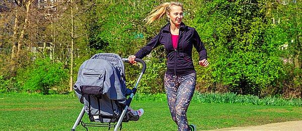 2. Egzersiz olarak gebelikte olduğu gibi en çok önerilen ve en kolay egzersiz yürüyüştür.