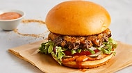 Baştan Sona Bir Robotun Hazırladığı Hamburgerin Tadına Bakmak İster misiniz?