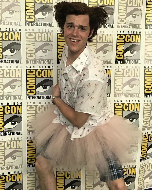 12. Эйс Вентура - "Эйс Вентура: Розыск домашних животных"