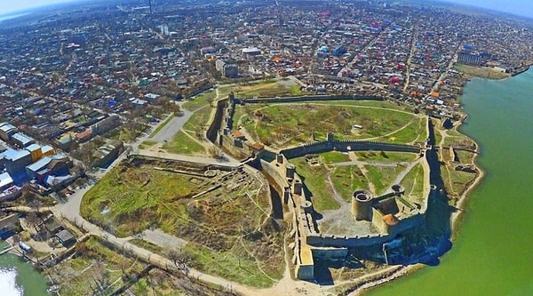 1. Где находится Бессарабия?