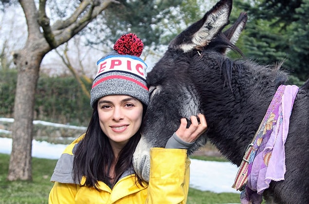 10. Özge Özpirinççi