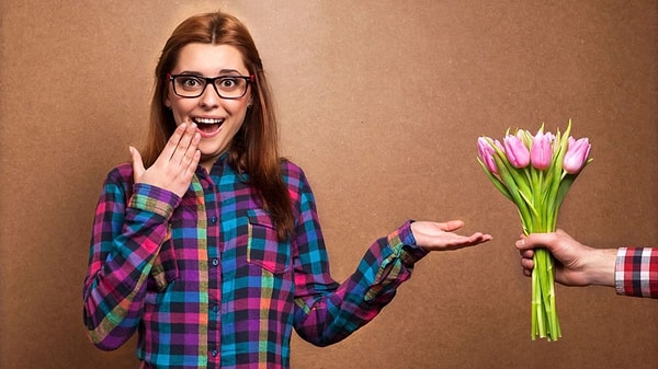 6. Идея празднования Международного женского дня принадлежит: