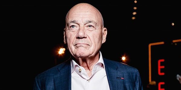 8. Сколько раз женился Владимир Познер?