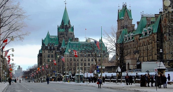 9. Жители Оттавы - это ...