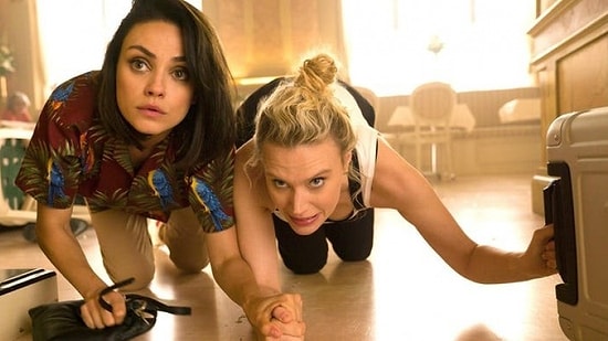 Casus Sevgilisi Mila Kunis'i Terk Ediyor ve Başına Gelmeyen Kalmıyor! "Beni Satan Casus" 10 Ağustos’ta Geliyor