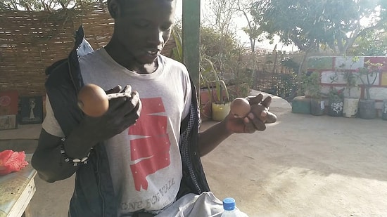 'Cas Cas' İle Harikalar Yaratan Senegalli Müzisyen