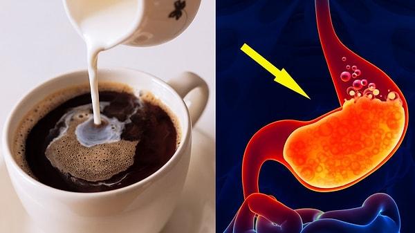 Her gün kahve içmekte yanlış bir şey olmamasına rağmen, kahveyi aç karnına içmek zarar verebiliyor.