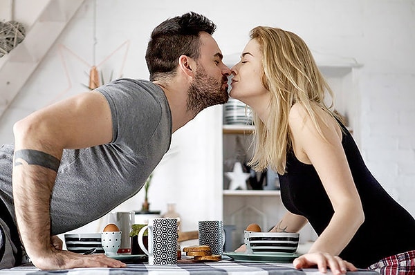 8. Какой из этих "жестов" понравился бы вам больше всего?