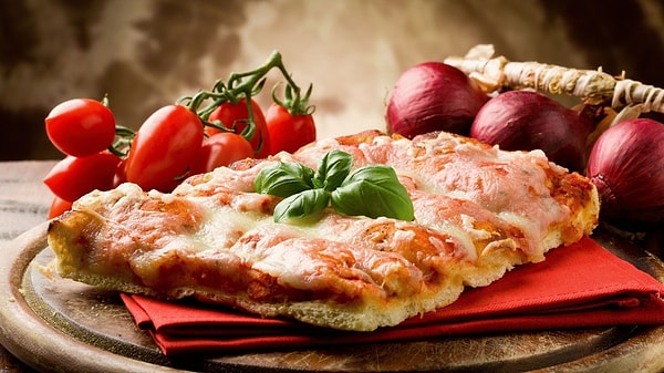 13. Голод — лучшая приправа к пище.