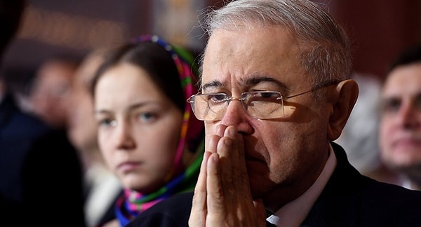 8. Надо сказать, супругам есть что делить.