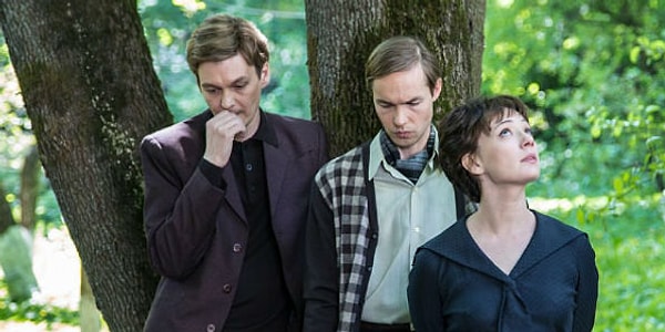 8. Выберите поэта-шестидесятника: