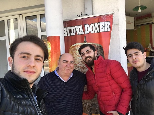 Gençler de koca yürekli Sedat Dalkılıç'ı belli ki çok seviyor. 😇