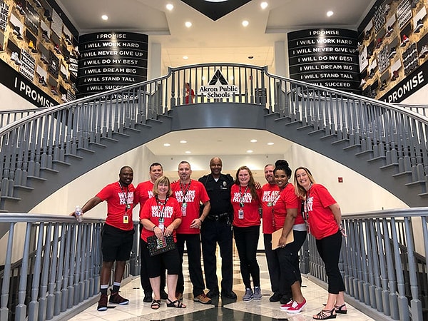 Он сам в детстве был вынужден ночевать у разных знакомых, пока мама зарабатывала деньги на временных подработках. Из-за этого он иногда месяцами не ходил в школу...