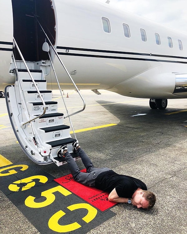 Вы не поверите, но всё началось с призыва DJ Smash.