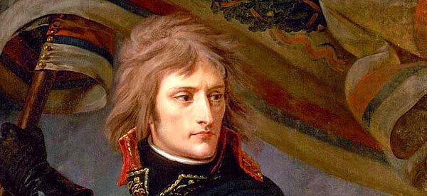 Tam o devirlerde genç general Napoleon Bonaparte'ın adı duyulmaya başlanmıştı. 1798 yazında bu general Mısır'a büyük bir taarruz için yola çıktı.