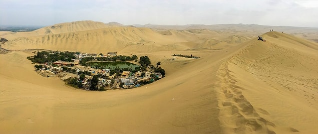 Bildiğiniz üzere Huacachina dünyanın en kurak bölgesinde...