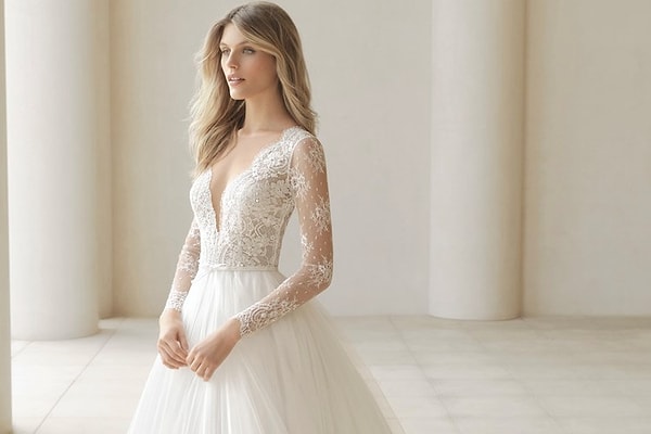 Тебе подойдет скромное свадебное платье!