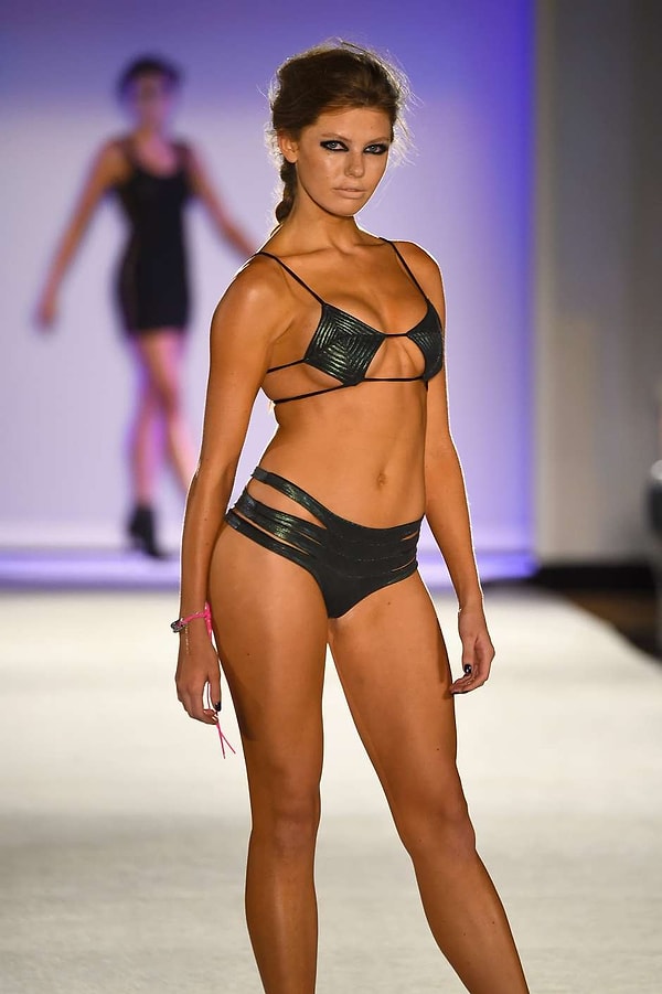 9. От кутюр, как говорится)))